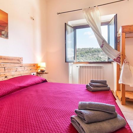 Ristoro Norghio Hotel Irgoli Eksteriør billede