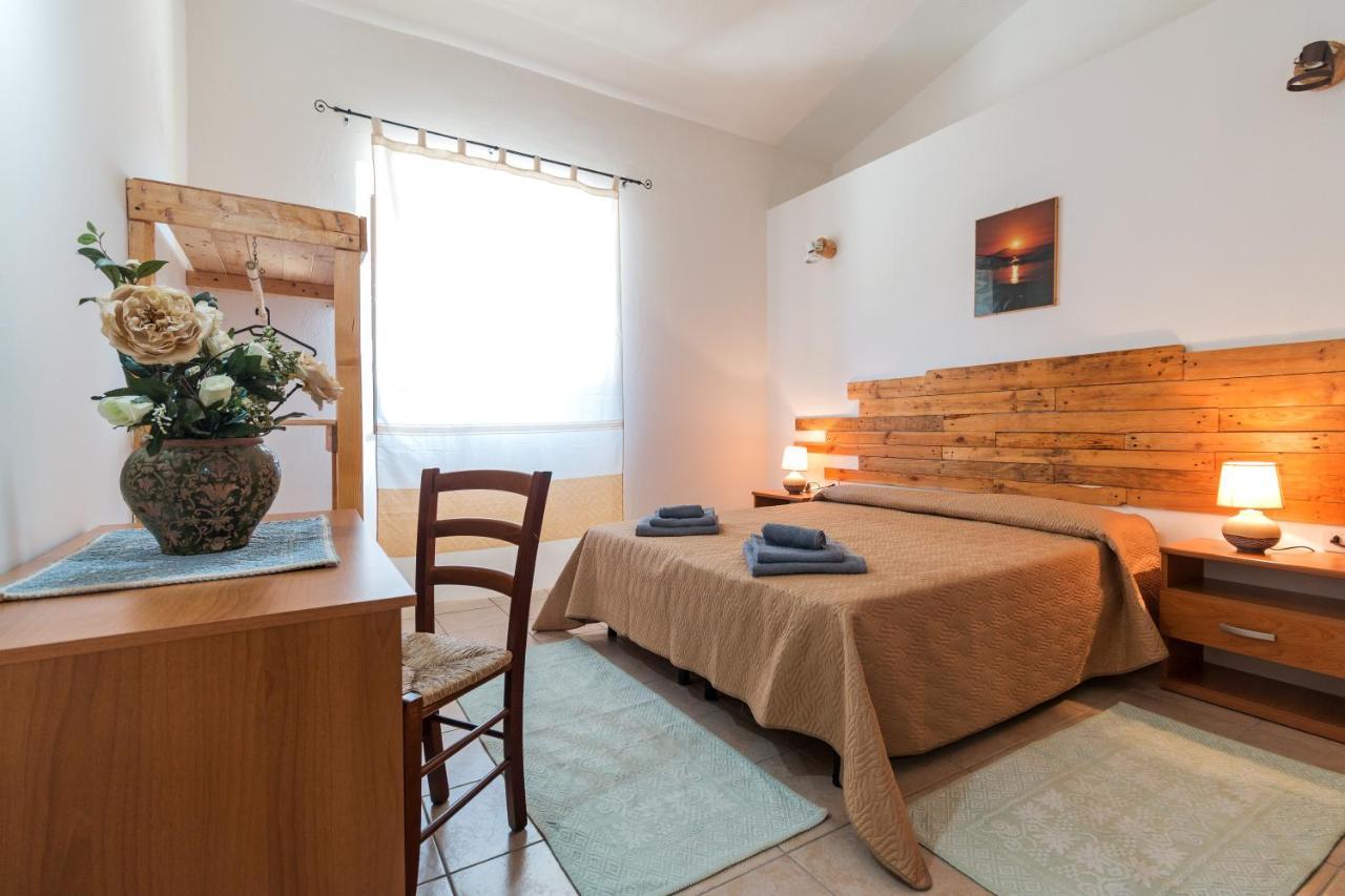 Ristoro Norghio Hotel Irgoli Eksteriør billede