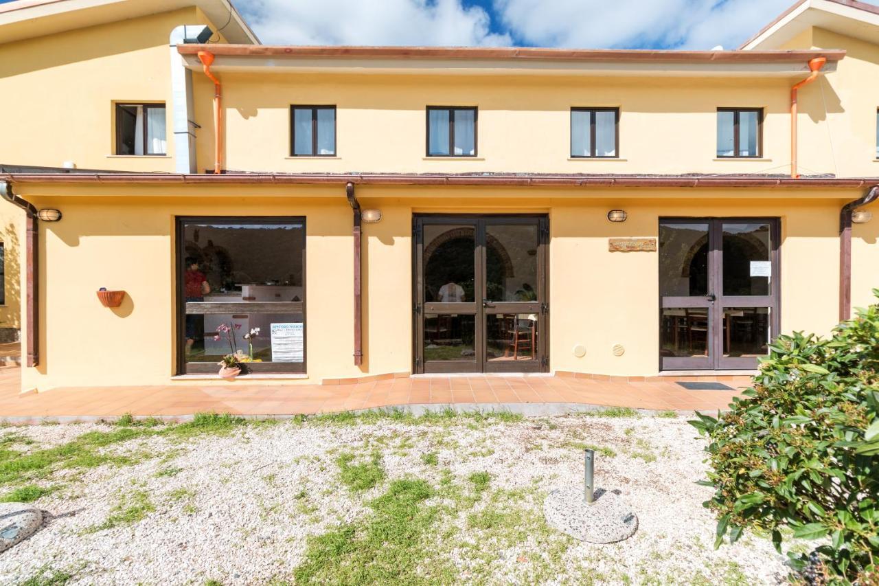 Ristoro Norghio Hotel Irgoli Eksteriør billede