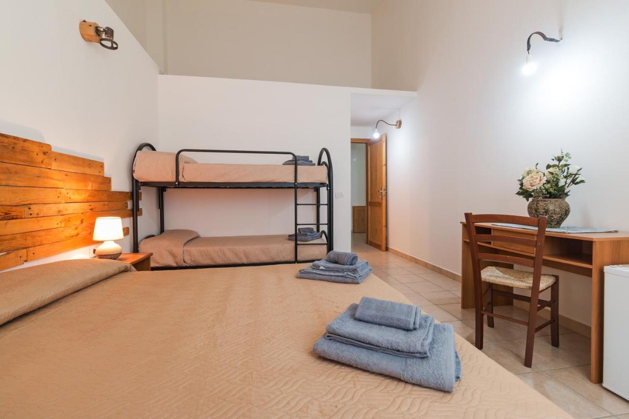 Ristoro Norghio Hotel Irgoli Eksteriør billede