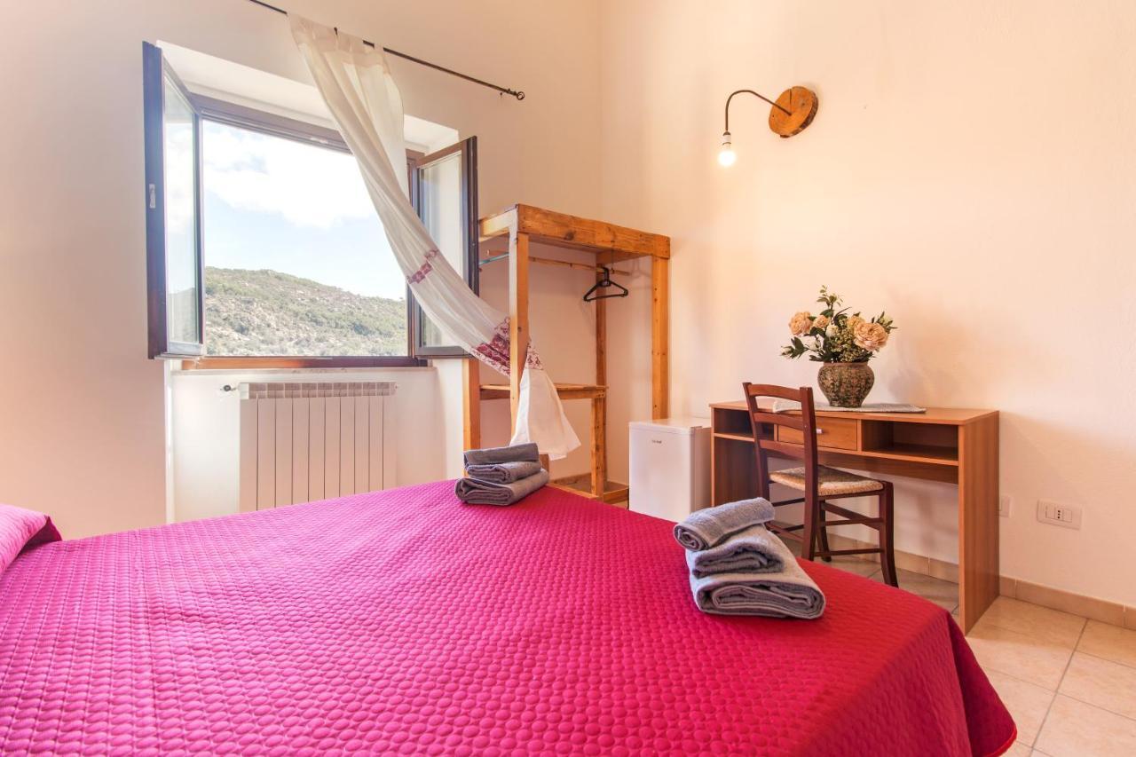 Ristoro Norghio Hotel Irgoli Eksteriør billede